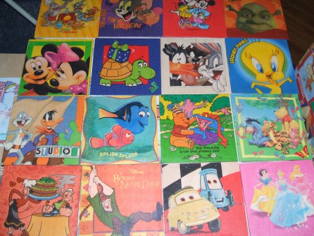 Faliképek rajzfilmhősökkel (16x16-os)